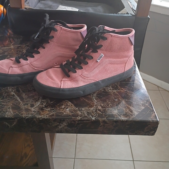 Vans Women's Pink and Black Sneakers - Picture 7 of 7